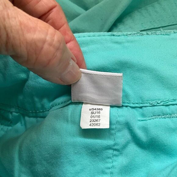 Style & Co Womens Size 8 Capri Pants Green Button Details Pockets Stretch - Picture 13 of 14